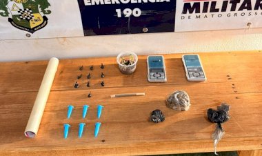 Polícia encontra cocaína, pasta base, maconha e balanças em residência frequentada por menores em MT