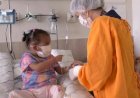 Menina de 3 anos que recebeu coração doado por criança de MT sai da UTI após 40 dias