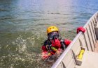 Bombeiros fazem busca por rapaz que se afogou no rio Araguaia