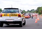 Fim da autoescola obrigatória para CNH ameaça 300 mil empregos, diz federação