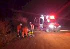 Veículo cai em córrego na MT-110 após falha elétrica durante a noite