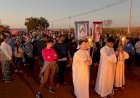 Com percurso de 13 km, romaria do Divino Pai Eterno reúne centenas de fiéis em Barra do Garças