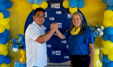 Convenção do PL, PSDB e PP oficializa nomes de Dr. Marcos Hiroshi e Seila Maria para disputar prefeitura de Campinápolis