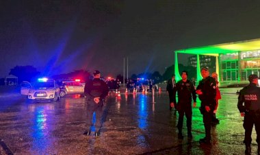 Explosões são registradas na Praça dos Três Poderes em Brasília; uma pessoa morreu