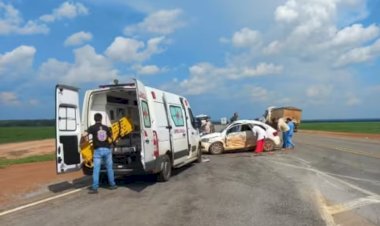 Acidente entre dois veículos deixa 2 mortos e 5 feridos em MT