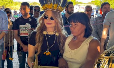 Virginia Mendes entrega cestas do Programa Ser Família Solidário na Aldeia Santa Clara em Campinápolis