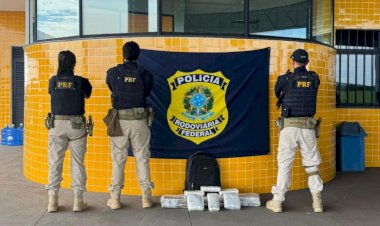 Passageira de ônibus é presa com mais de 19 quilos de drogas na BR-070, em Barra do Garças