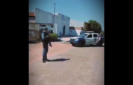 Suspeitos de roubo violento morrem em confronto com a PM em Barra do Garças