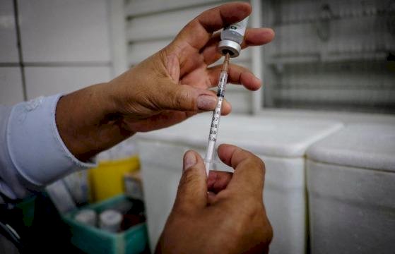 Mpox: OMS aprova primeira vacina para uso emergencial em crianças