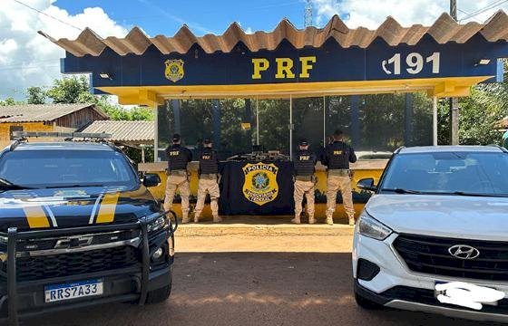 Cerca de 20 kg de cocaína são apreendidos pela PRF em Barra do Garças