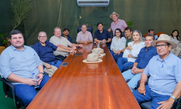 Dr. Eugênio destinará R$ 2 milhões para compra do terreno do aterro sanitário e para a casa de acolhimento do Norte Araguaia