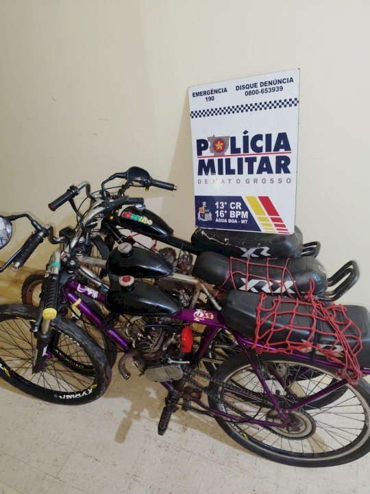 PM flagra menores em motocicletas artesanais e responsáveis são autuados em Água Boa