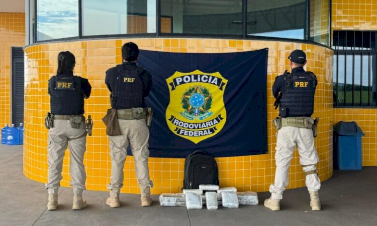 Passageira de ônibus é presa com mais de 19 quilos de drogas na BR-070, em Barra do Garças