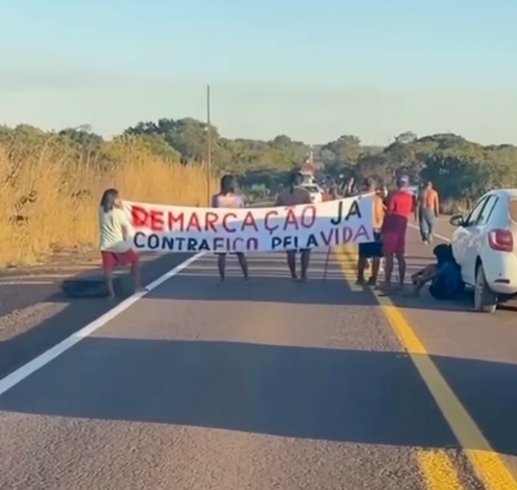 Manifestação de indígenas bloqueou trecho da BR-158 entre Nova Xavantina e Água Boa